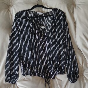 Stylish Black and White Women's Top